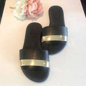 Beira Rio- Slides / Shoes with Gold Trim-size 9